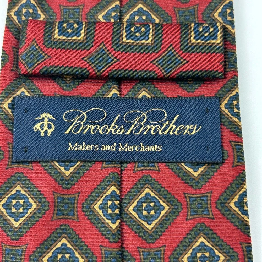 Vintage Brooks Brothers Makers and Merchants Burgundy Geometric Silk‎ Tie USA